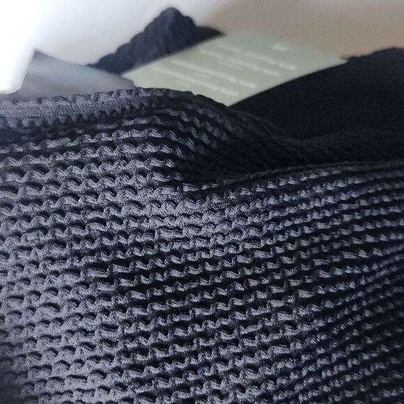 H&M Padded-Cup High-Leg Swimsuit in Black Textured Size Medium - Picture 13 of 14